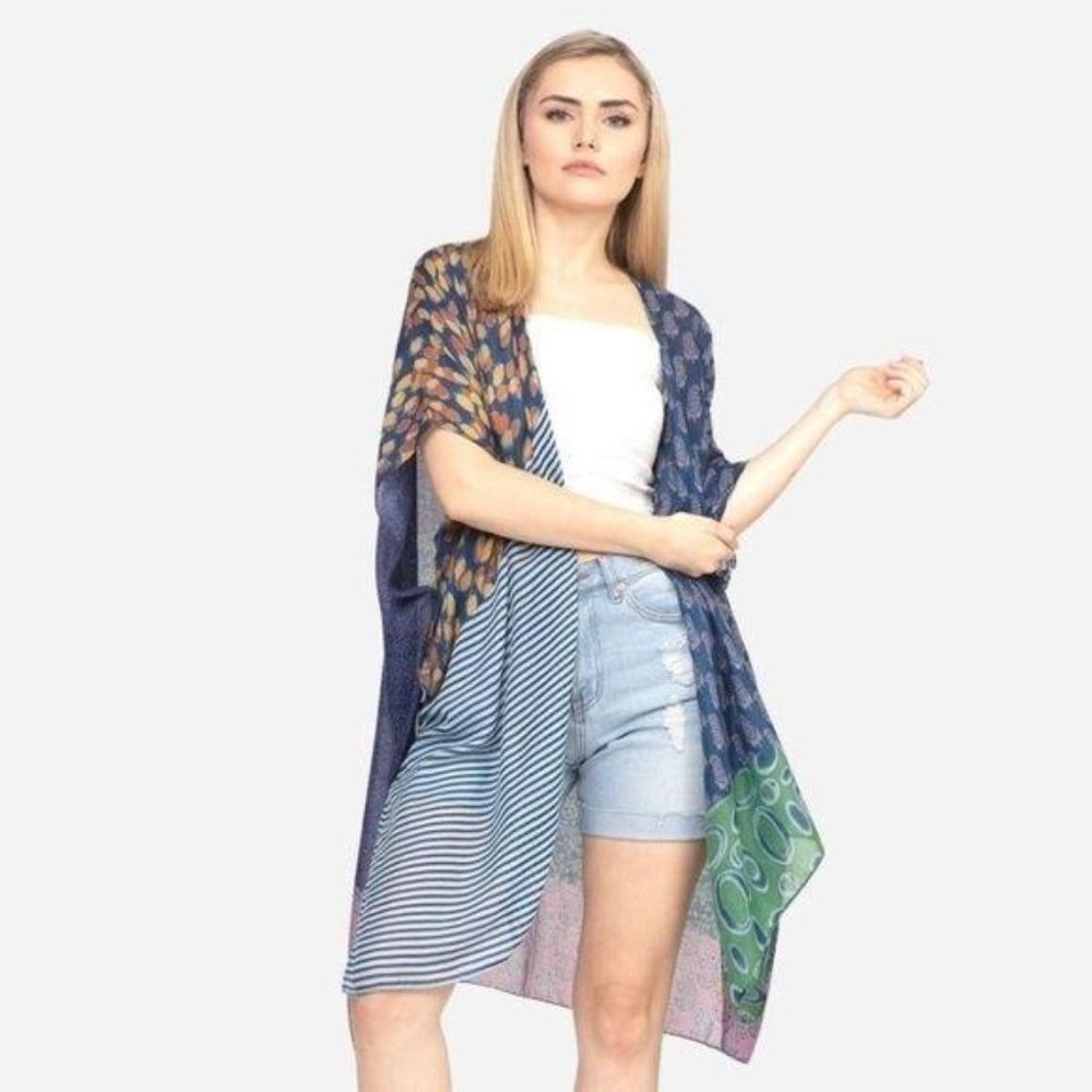 NEW Women's Lightweight Geometric Print Kimono - Picture 2 of 5